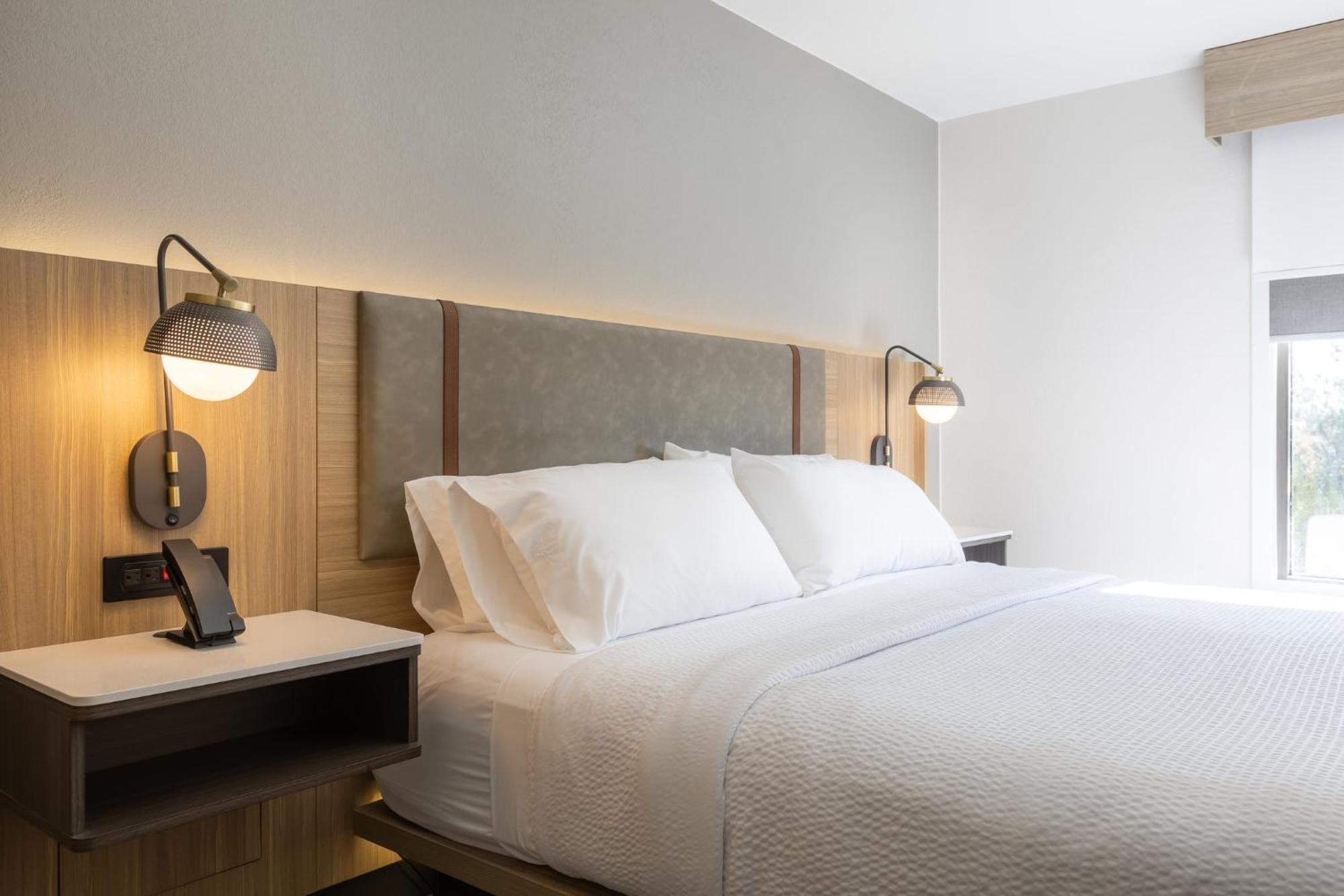Holiday Inn Anderson By Ihg Dış mekan fotoğraf